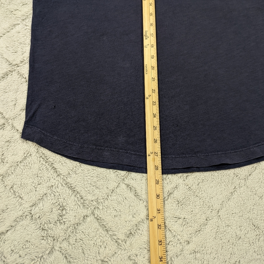 Buck Mason Shirt Men's XL Blue Navy Venice Wash Slub Curved Hem V-Neck Tee - Picture 6 of 7